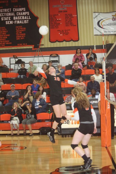 0 Roach Volleyball HS 117