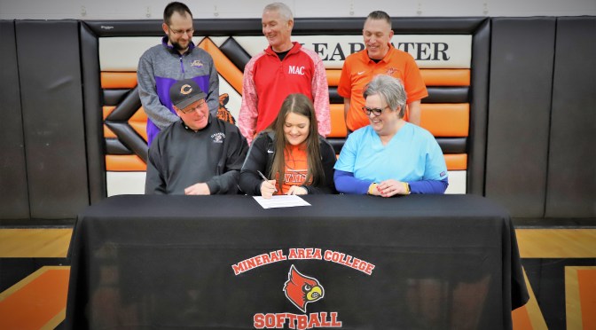 HOLMES SIGNS TO PLAY SOFTBALL WITH MINERAL AREA COLLEGE