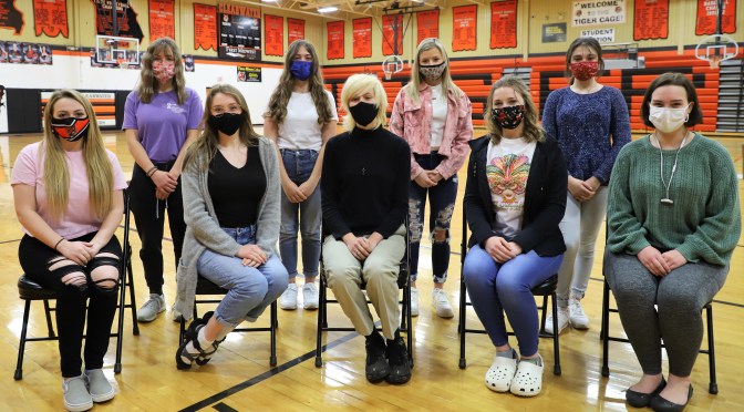 HOMECOMING THURSDAY, JAN 28